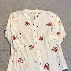Floral Embroidered White Blouse